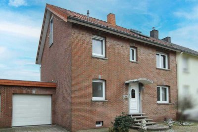 Einfamilienhaus mit Garten, Wintergarten und  Garage  in ruhiger Lage in Herzogenrath-Merkstein