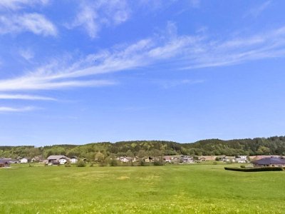 WOHNHAUS 1971 - ALLEINLAGE mit ca. 1.000 m² Bauland - ca. 1.670 m² Grün- &amp; Waldflächen.