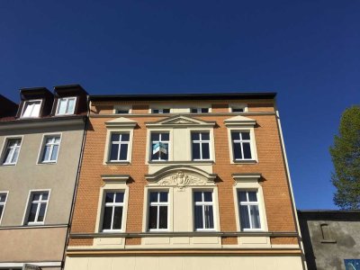 Zentrumsnahe 4-Zimmer-Altbauwohnung mit Balkon