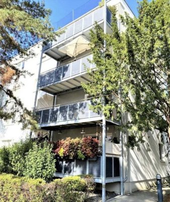 Exklusive 3-Raum-Wohnung mit Balkon und EBK in Darmstadt