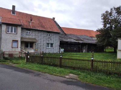 Geräumiges, preiswertes 6-Zimmer-Haus in Schwarzenborn