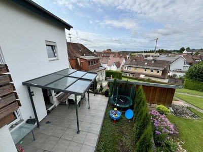 Einfamilienhaus mit 9 Zimmern, Garage und kleinem Garten am Altshausener Schloss