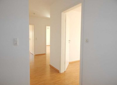 Traumhafte 3-Zimmer Wohnung in Mitterfelden - zentrale Lage, unglaublicher Bergblick!