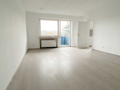 4-Zimmer-Wohnung mit Balkon in  Neuss-Erfttal