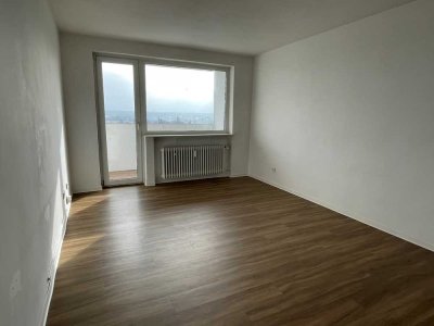 Helle 2-Zimmerwohnung mit Weitblick