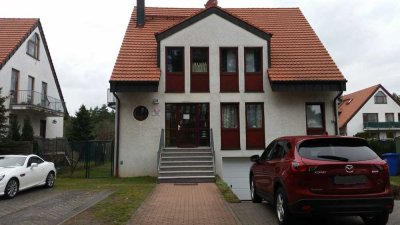 Mehrfamilienhaus mit großem Garten in sehr guter Lage