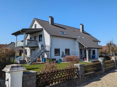 Freundliche 4-Zimmer-Wohnung mit Balkon bei Riedenburg