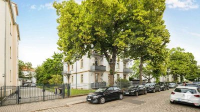 Wohnen mit Charme: Sonnige 2-Zimmer-Wohnung mit Südbalkon in Cotta