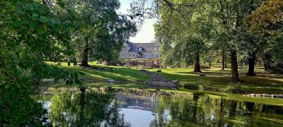 Individuelle Dreizimmerwohnung im Gutshaus mitten in der Natur - Freipferdehaltung möglich