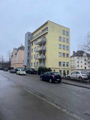 Tolle Penthousewohnung mit Dachterrasse zu vermieten