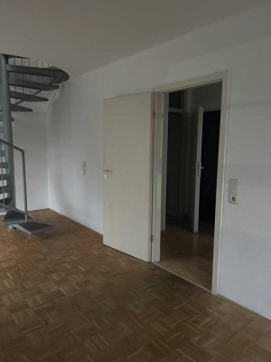 3 Zimmer Wohnung mit Balkon