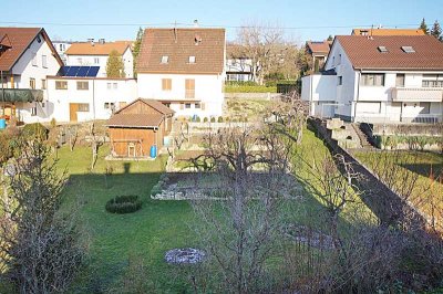 Großzügige, sanierte 3,5 Zimmer-Wohnung im 2.OG mit herrlichem Balkon