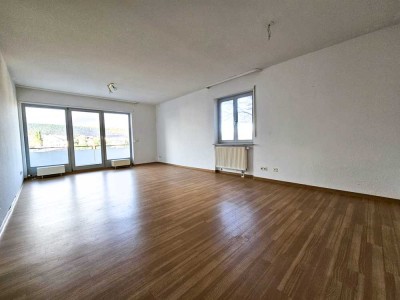 Große 2-Zimmer Wohnung mit toller Aussicht und Balkon in Bad Dürkheim (Residenz Schönblick)