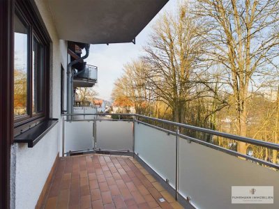 Soeben: Modernisierte 2-Zimmerwohnung mit Balkon und Garage in ruhiger Sackgasse