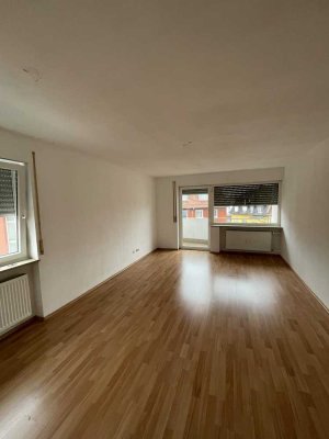 3 Zi. Whg - ca. 70 m² - Loggia - ohne Aufzug - Mögeldorf