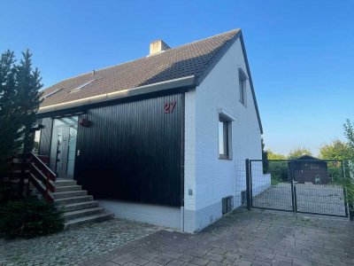 BS-Hondelage, ruh Lage, ca 173 m²-Wfl, Bj 1977, V-Keller, Eigt-Grdst ca 684m², EG-Bad neuwertig, EBK