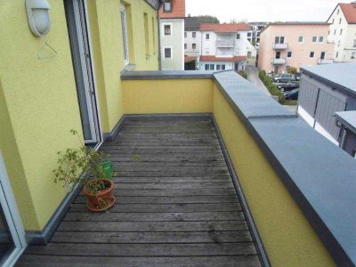 2,5-Zi.- Loft-Maisonette-Galerie-Wohnung mit Balkon in Regensburg / Steinweg