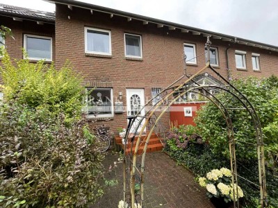 Großes Reihenmittelhaus mit zwei Bädern und Carport in attraktiver Lage von Bad Bramstedt