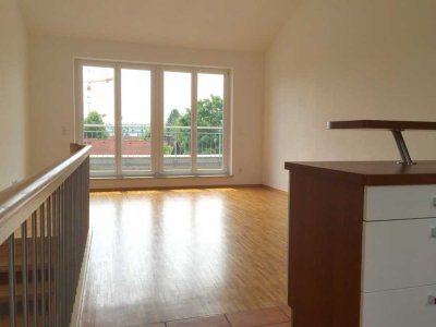 WEITBLICK - 2-Zimmer-Maisonette Wohnung mit Einbauküche + Dachterrasse