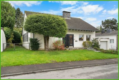 # AC-Laurensberg # Freistehendes Einfamilienhaus mit Einliegerbereich und ca. 172 m² Wohnfläche.