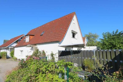 Gepflegtes, ruhig gelegenes Ein-/Zweifamilienhaus in zentraler Lage von Grömitz!