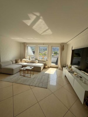 Exklusive 3,5 Zimmer Wohnung in Traumlage mit See-Nähe und hochwertiger Ausstattung