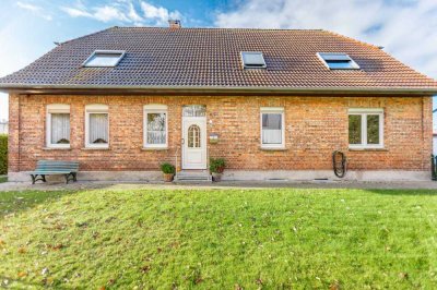 Traumhaft schönes Bauernhaus mit vielfältigen Nutzungsmöglichkeiten in Hellendorf, Wedemark