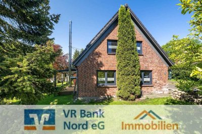 Modernisiertes Familienparadies mit eigenem Garten und Photovoltaikanlagen