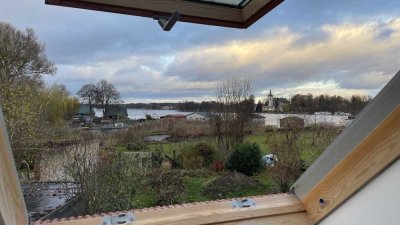 Haushälfte / Wohnung mit Garten & Seeblick zu vermieten in Mirow