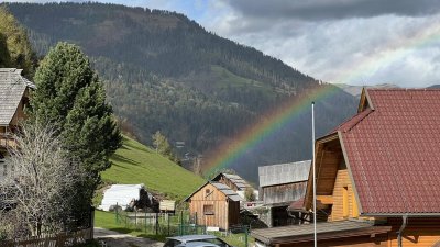 Modernisierte Wohnung mit einem Zimmer sowie Balkon und Einbauküche in Kleinkirchheim