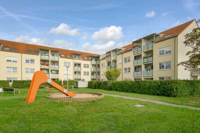 Erstbezug nach Sanierung, inkl. Einbauküche, Balkon und Stellplatz