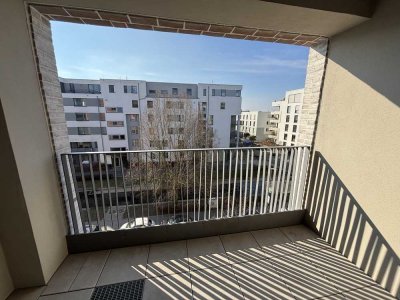 Erstbezug Neubau 3-Zimmer-Wohnung mit Balkon und Loggia im Heidelberg Bahnstadt