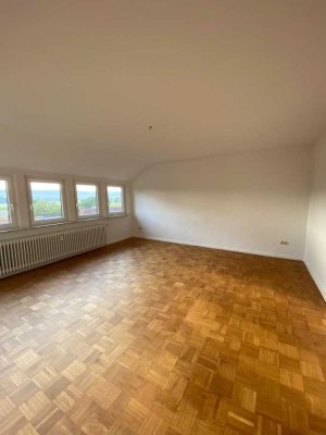 3-Zimmerwohnung mit Balkon und schöner Aussicht