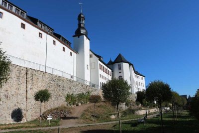 Wohnen auf Schloss Wildenfels - schöne 3 Raum-Wohnung wieder zu vermieten