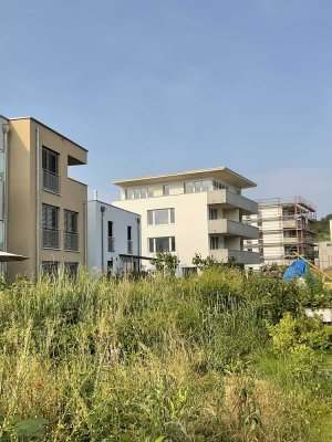 Neubau Wohnung mit Südbalkon und Einbauküche