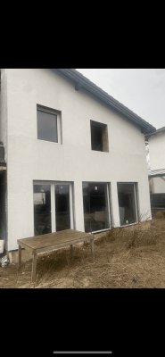 Rohbau Doppelhaushälfte in Moosbrunn nähe Wien zum verkauf