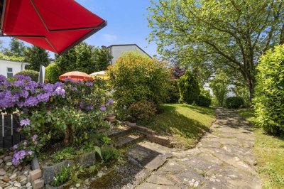 Traumhaftes Zweifamilienhaus am Annaberg mit Blick auf den Merkur