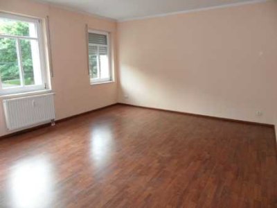 Gemütliche 2-Zi.-Whg auf 61m², Prinzeß-Luise-Strasse in Mülheim-Broich mit Gartennutzung!