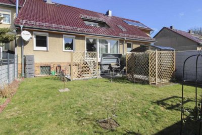 Willkommen zuhause: Bezugsfähiges 4-Zi.-Reihenmittelhaus mit neu angelegtem Garten