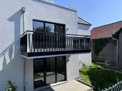 *** ERSTBEZUG - Sofort einziehen und wohlfühlen  - 3 ZKB mit sonnigem Süd-Balkon***