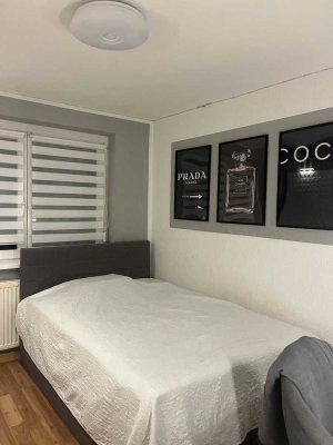 Moderne 4-Zimmer-Wohnung mit Einbauküche in Stuttgart