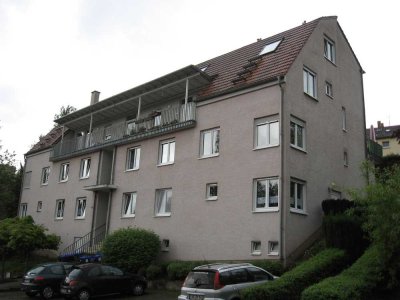 Etwas Besonderes! 2 ZKB Wohnung mit Balkon in Waldrandnähe