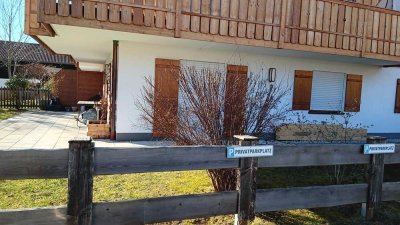 Luxuriöse 3-Zimmer-Erdgeschosswohnung mit großem eigenem Garten in Gelting