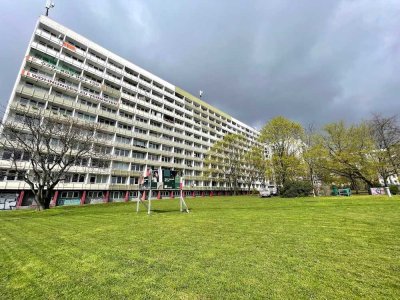 1-Zimmer Wohnung mit Balkon für Renovierungsfreudige!