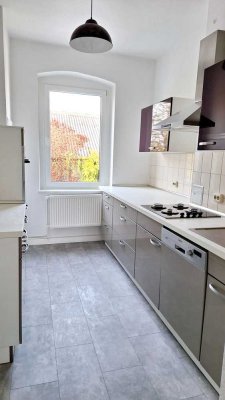 Gepflegte und frisch renovierte 5-Raum-Wohnung in Schönefeld Ortsteil Großziethen