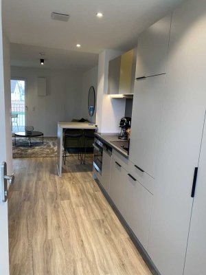 2-Zimmer-City-Apartment mit gehobener Innenausstattung, Balkon und EBK in Augsburg