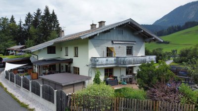 Objekt. Nr.: J 1050 - KAPITALANLAGE: St. JOHANN IN TIROL: Haushälfte mit Traum Ausblick, mit Gartenhäuschen und Gartenanteil