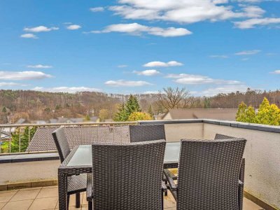 Modernes Zweifamilienhaus mit hochwertiger Ausstattung inkl. Dachterrasse mit Fernblick in Lohmar