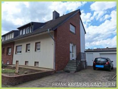 1-2 Familienhaus mit Garage in gefragter Lage