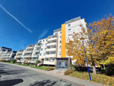 Hereinspaziert! Lasst euch in dieser sanierten Familienwohnung mit Balkon & moderner Einbauküche nie